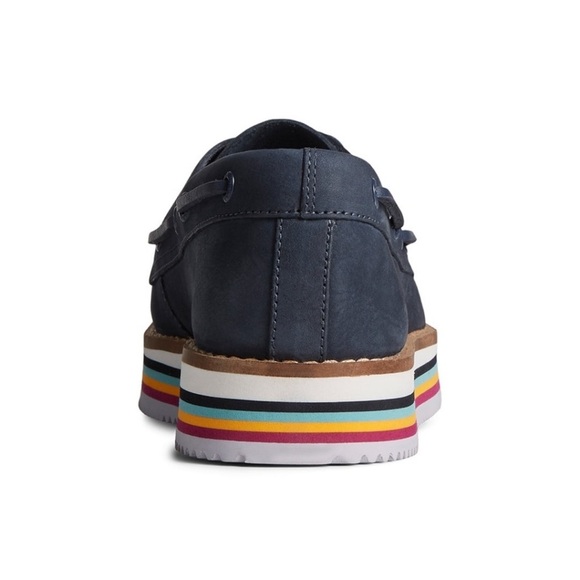 SPEERY TOP-SIDER memory foam shoe. Navy, laces, rainbow design sole. Size 9 - Picture 3 of 4